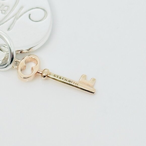Tiffany & Co MOM Heart Rubedo Key Charm Notes Pendant or Charm Mother's Day - Picture 5 of 7